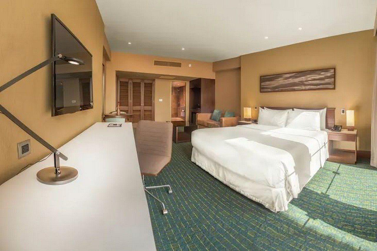 Doubletree By Hilton Iquitos Hotel Exterior photo