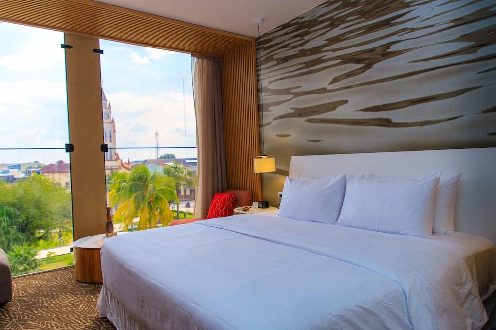 Doubletree By Hilton Iquitos Hotel Exterior photo
