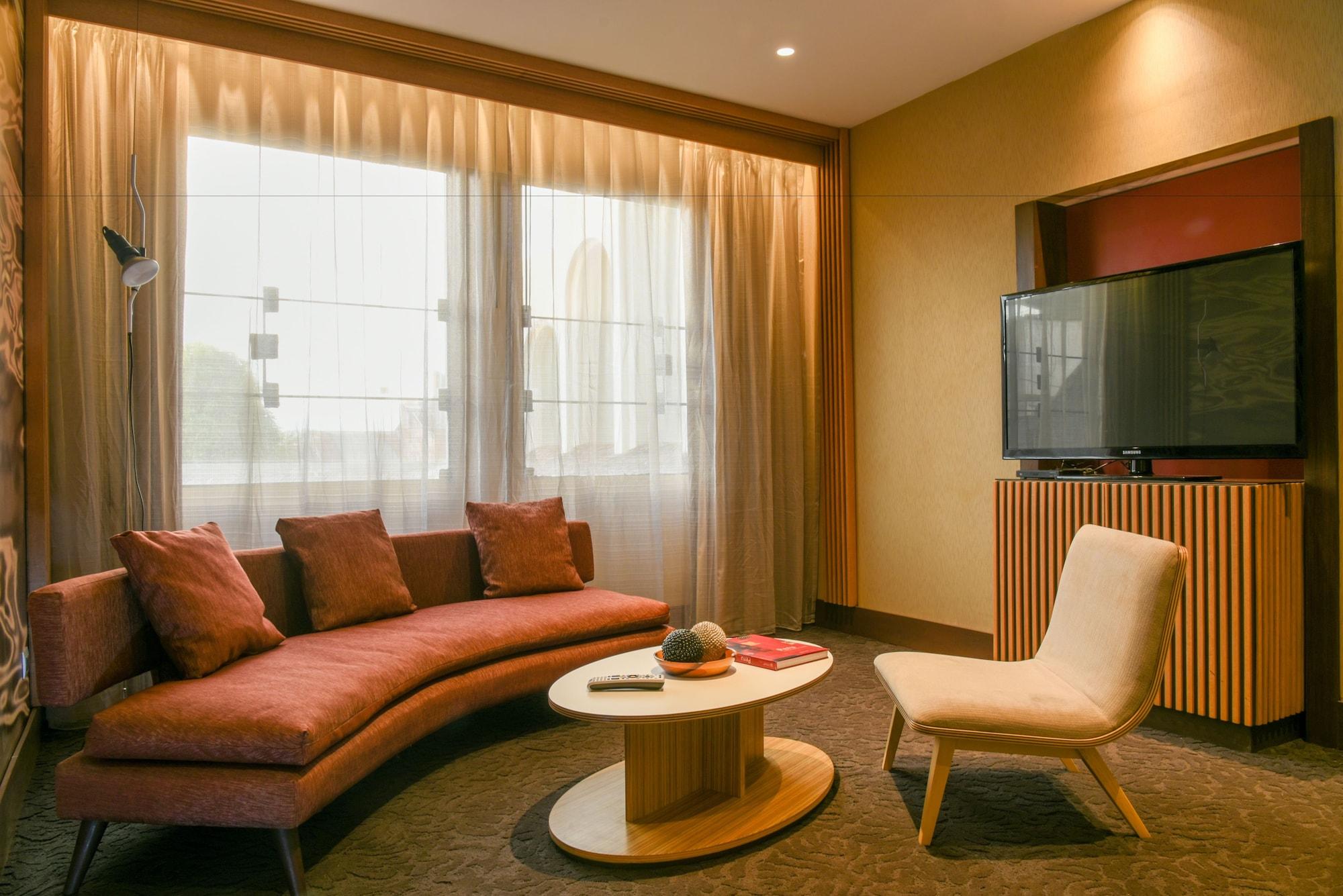 Doubletree By Hilton Iquitos Hotel Exterior photo